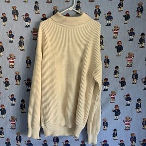 Orvis cream crewneck